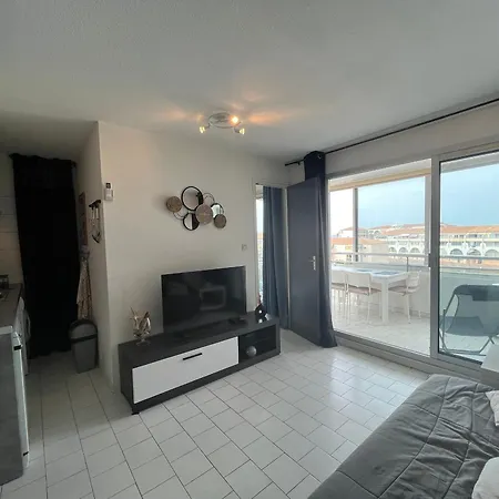 2 Pieces Avec Loggia Vue Canal, Garage Ferme Et Wifi - Fr-1-338-631 * سُت