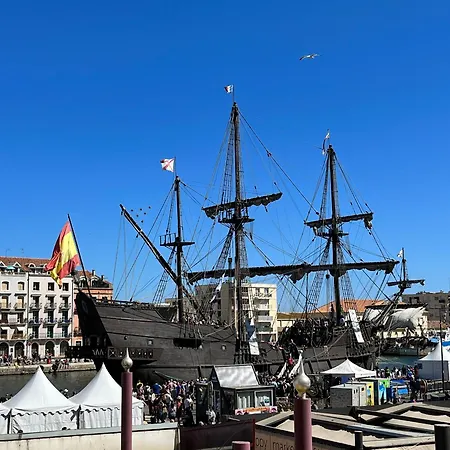 2 Pieces Avec Loggia Vue Canal, Garage Ferme Et Wifi - Fr-1-338-631 Appartement Sète